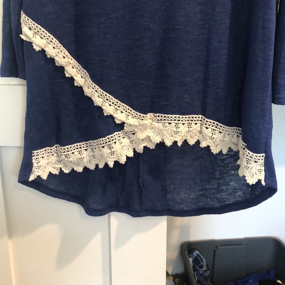 Charming Charlie Lace Top - Picture 3 of 7